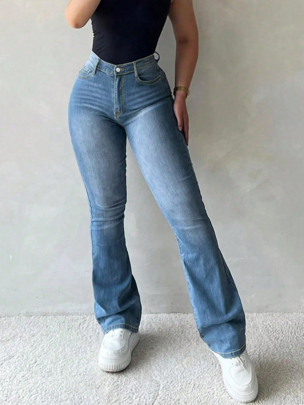 JEANS ESTILO CAMPANA