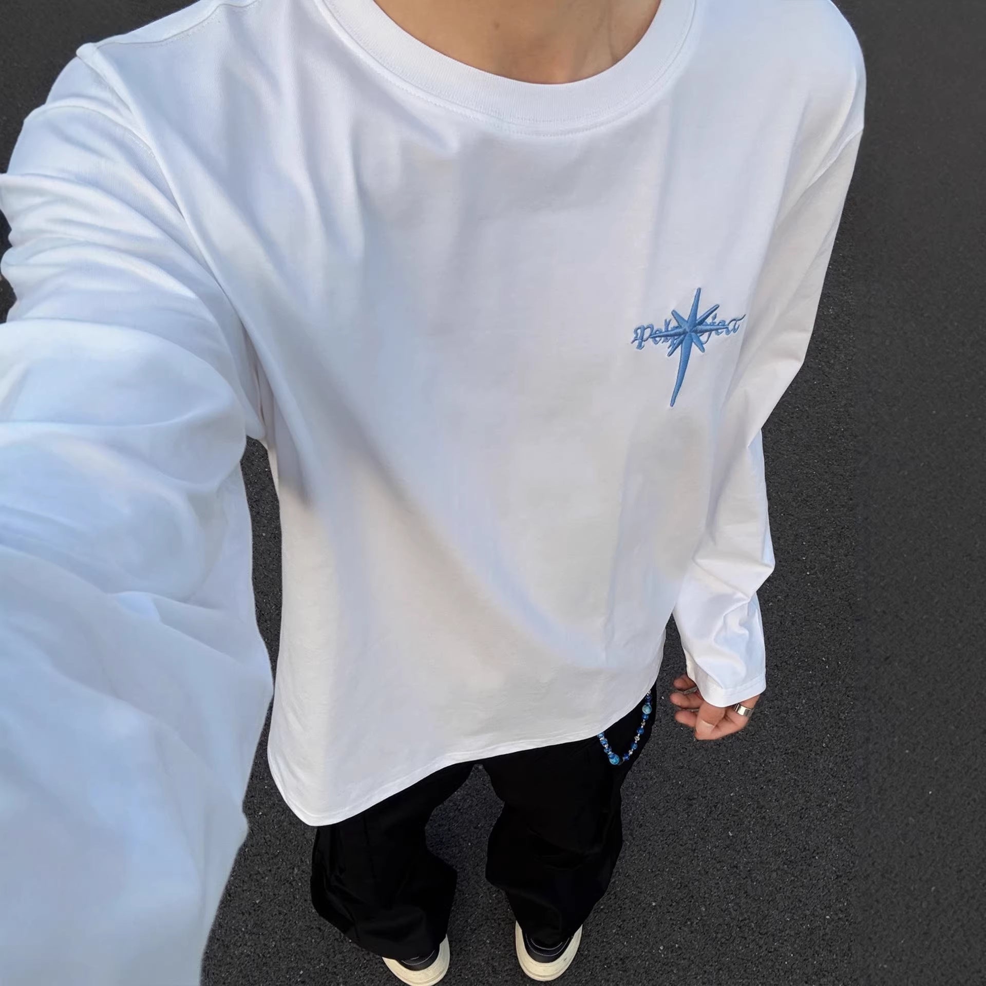 CAMISETA MANGA LARGA CON BORDADO