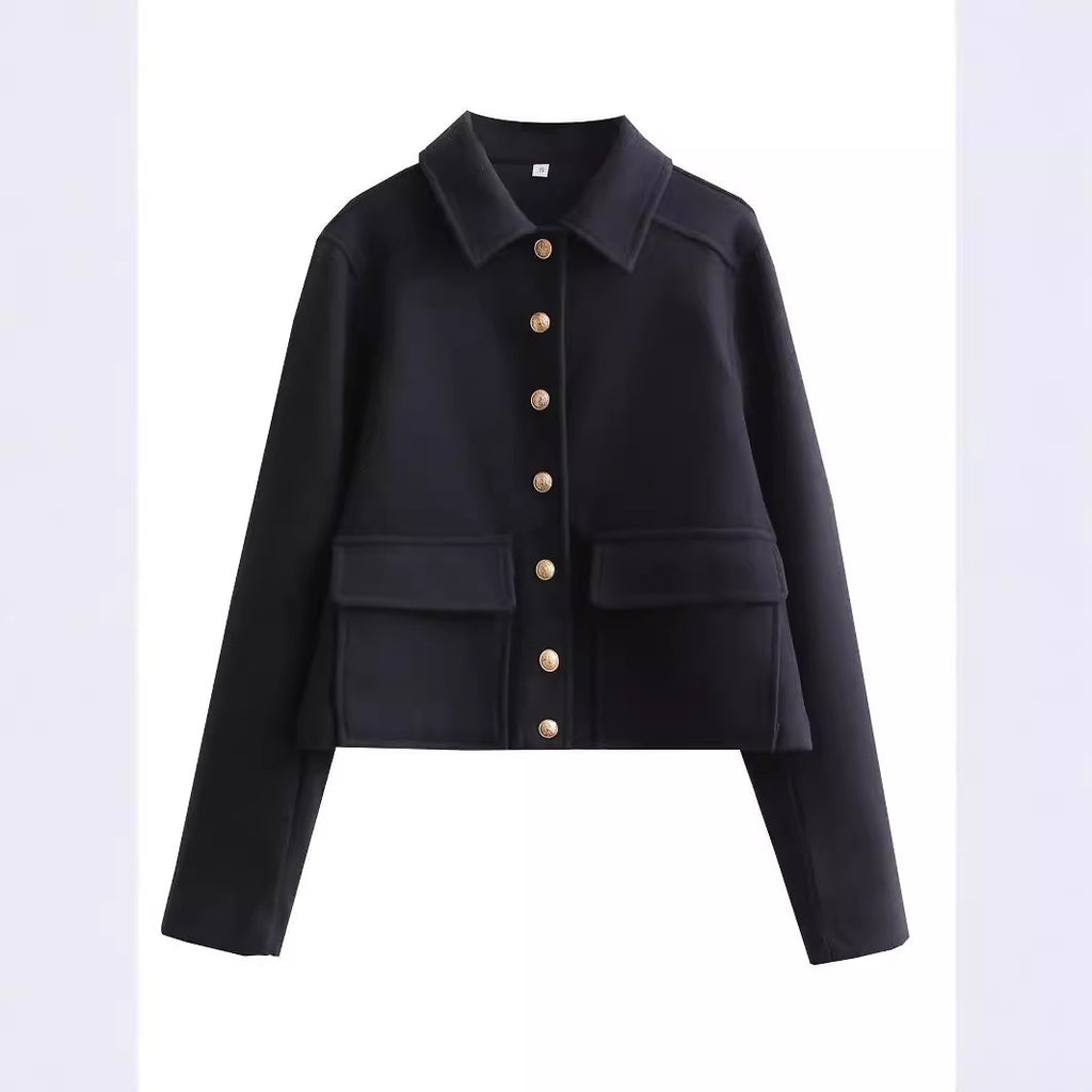CHAQUETA CORTA CON BOTONES