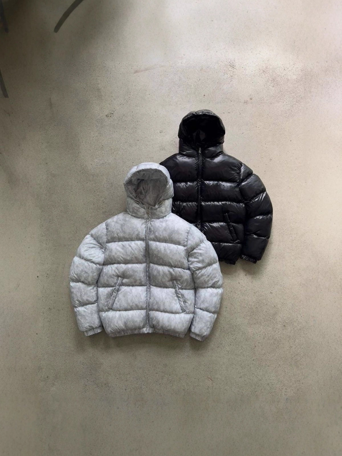 CHAQUETA PLUMAS CON CAPUCHA